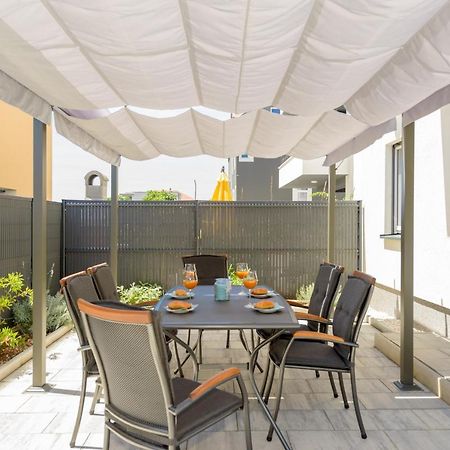 דירות New, Private Heated Swimming Pool, Free Parking, Trogir Centar מראה חיצוני תמונה