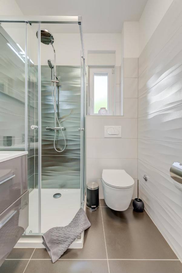 דירות New, Private Heated Swimming Pool, Free Parking, Trogir Centar מראה חיצוני תמונה