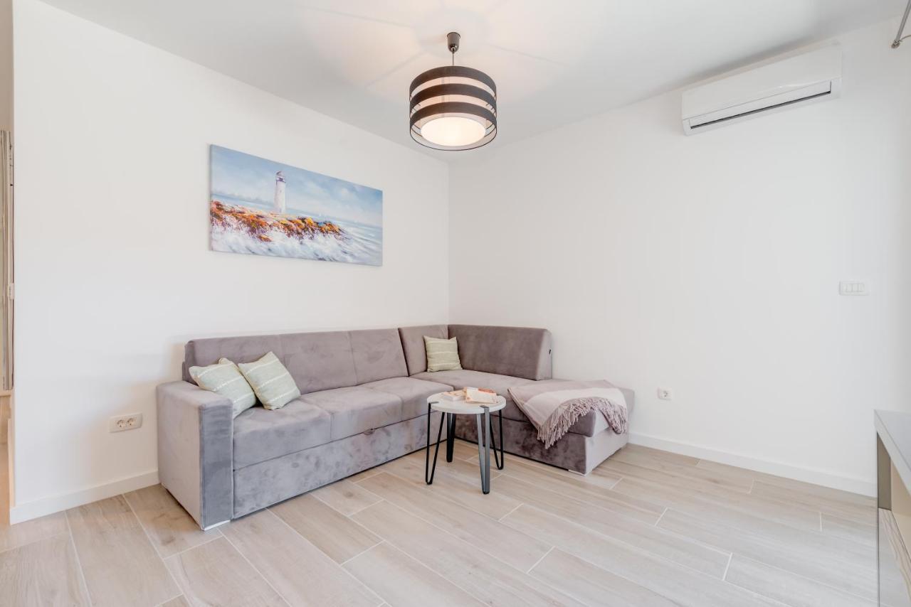 דירות New, Private Heated Swimming Pool, Free Parking, Trogir Centar מראה חיצוני תמונה