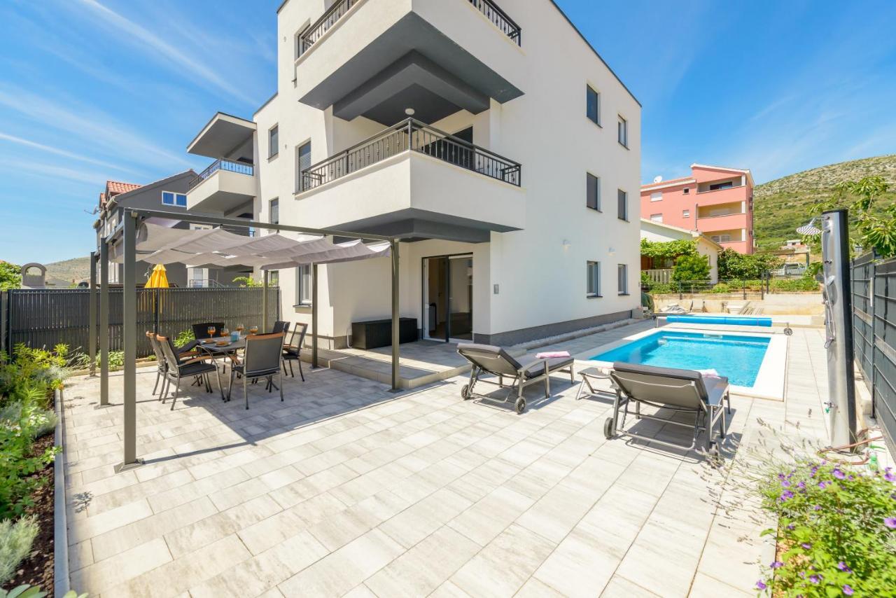 דירות New, Private Heated Swimming Pool, Free Parking, Trogir Centar מראה חיצוני תמונה